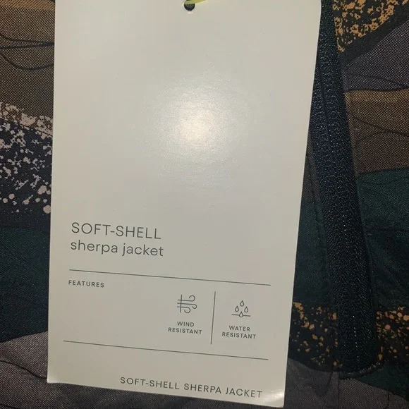 All In Motion Men's Softshell Sherpa Jacket - Picture 7 of 8